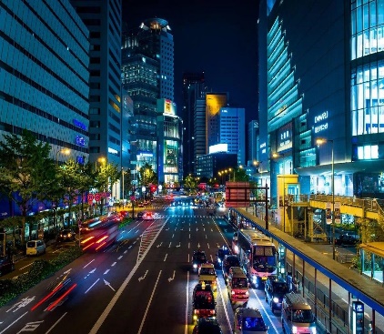 Hectic city