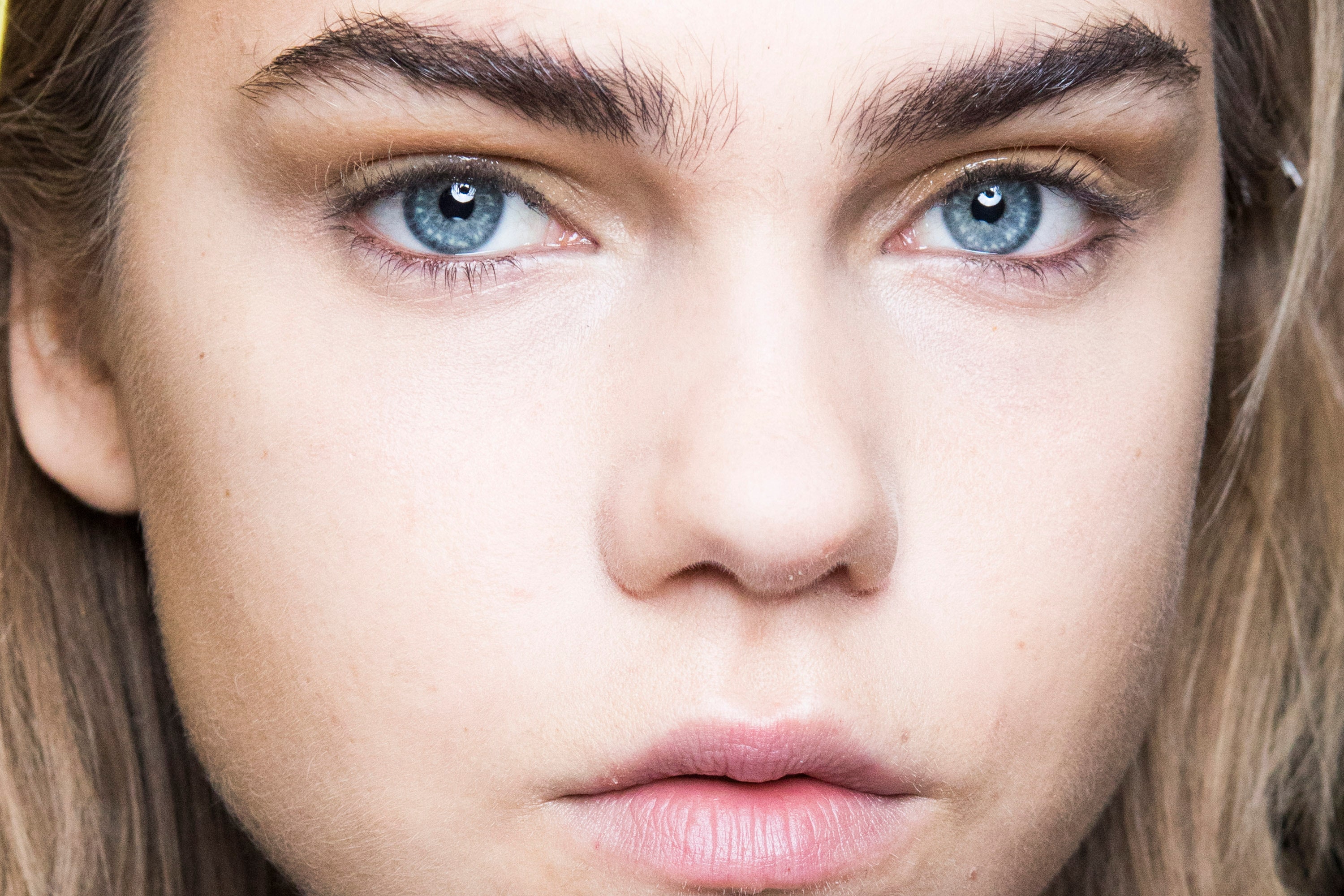 Peaked eyebrows